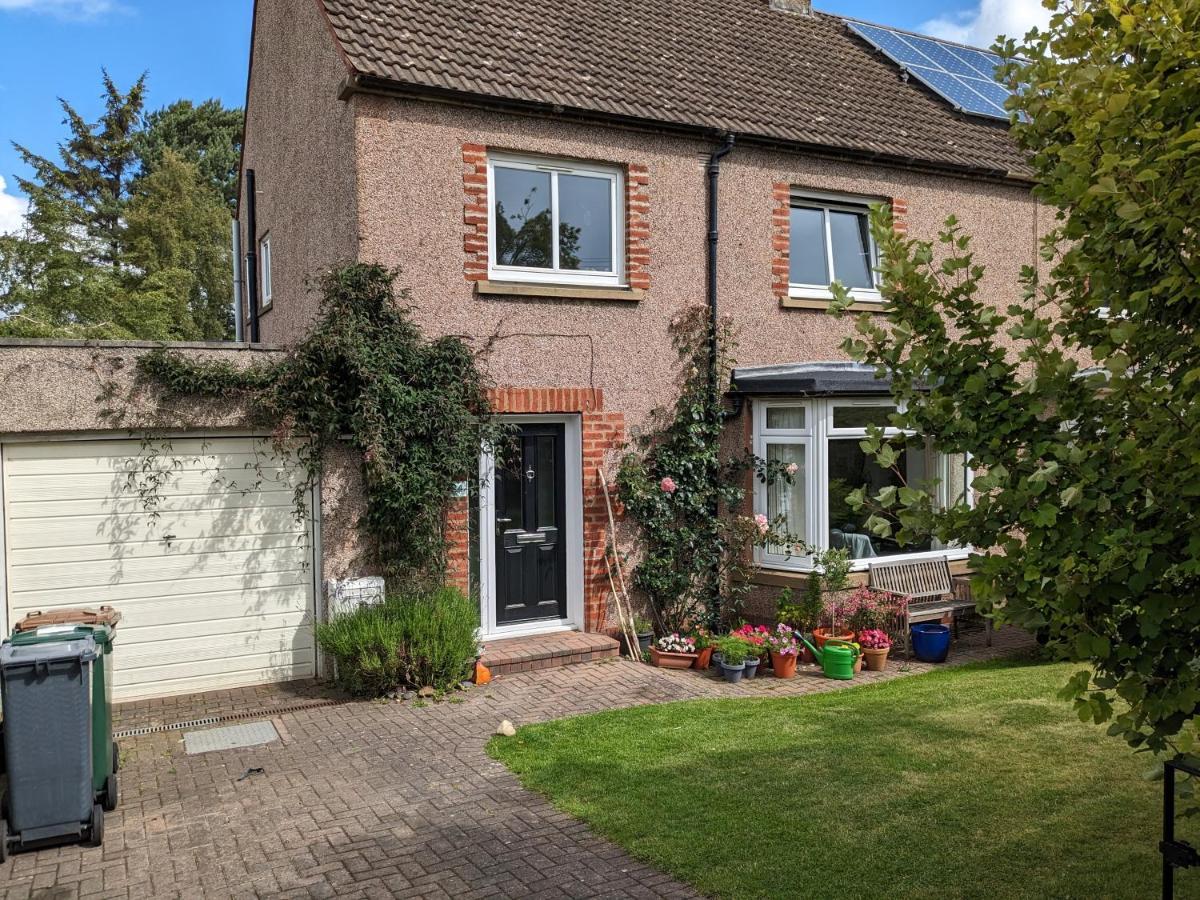 Private With Terrace And Free Parking Privatunterkunft Edinburgh